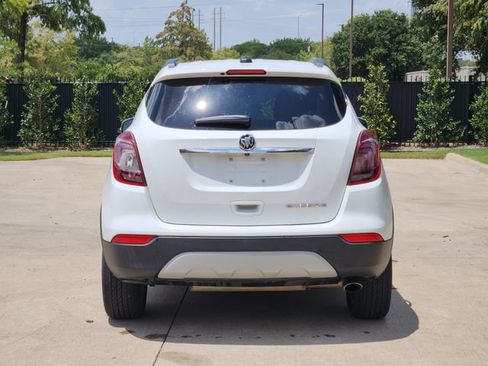 Used 2020 Buick Encore Essence FWD image 6
