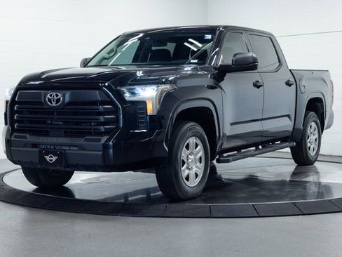 Used 2023 Toyota Tundra SR w/ SR Tow Package image 6