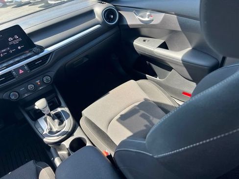 Certified 2023 Kia Forte LXS w/ LXS Technology Package FWD image 16