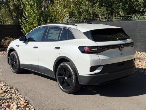 New 2025 Volkswagen ID.4 Pro S image 3