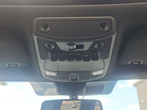 Used 2020 Ford F150 Raptor w/ Equipment Group 802A Luxury AWD/4WD image 19