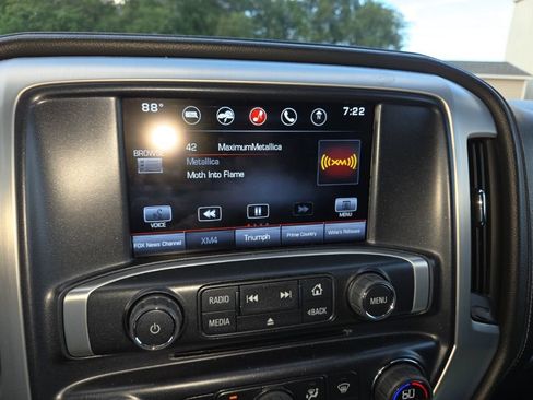 Used 2015 GMC Sierra 1500 SLE w/ SLE Value Package RWD image 10