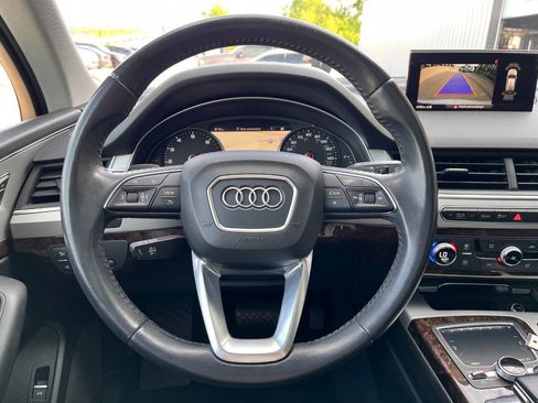 Used 2019 Audi Q7 2.0T Premium w/ Convenience Package AWD/4WD image 10