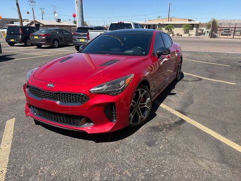 Used 2018 Kia Stinger GT2 AWD/4WD image 5