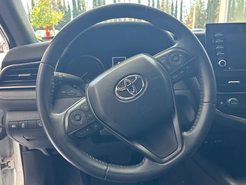 Used 2024 Toyota Camry SE FWD image 23