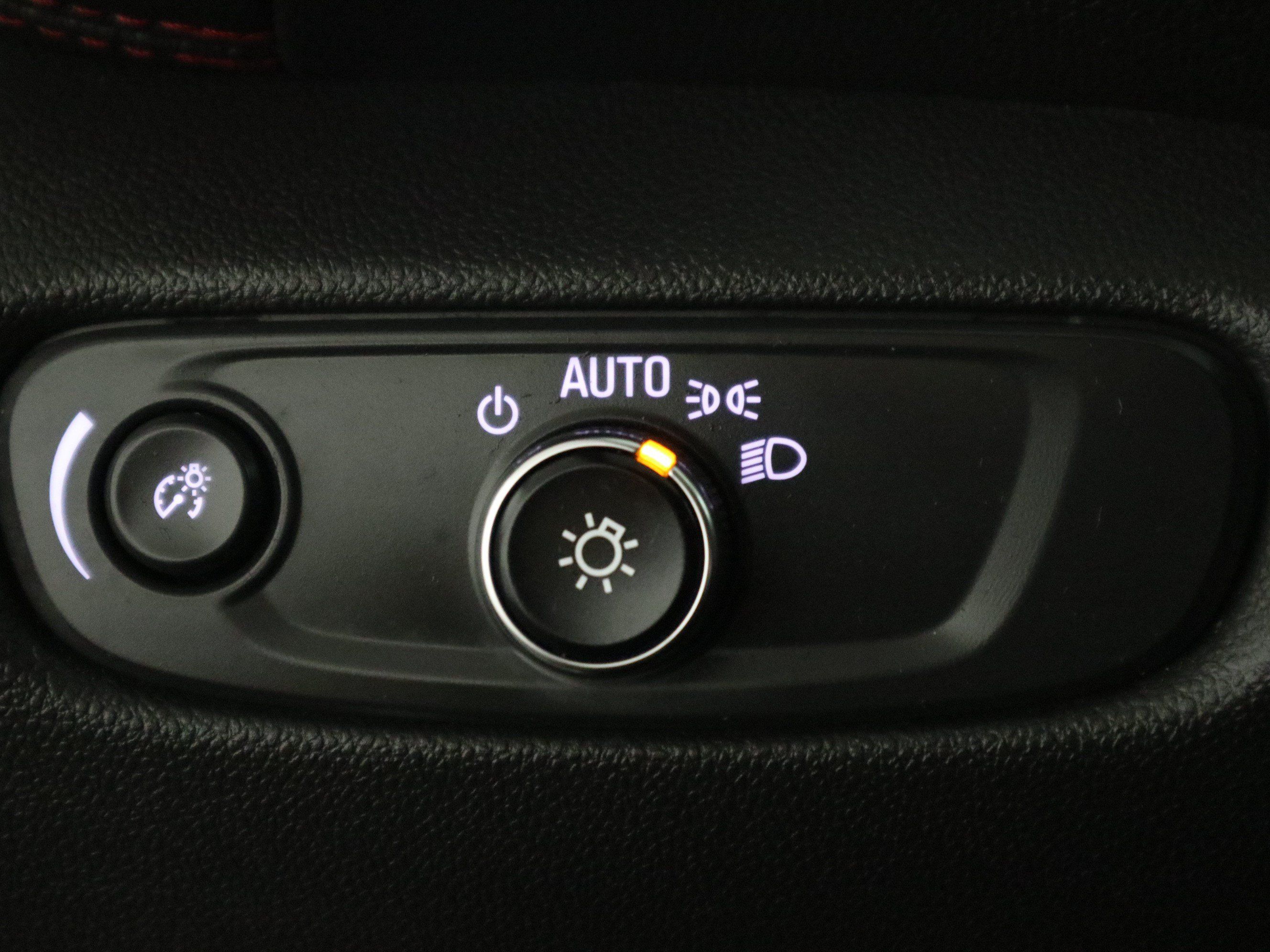 Used 2025 Chevrolet Blazer RS FWD image 33