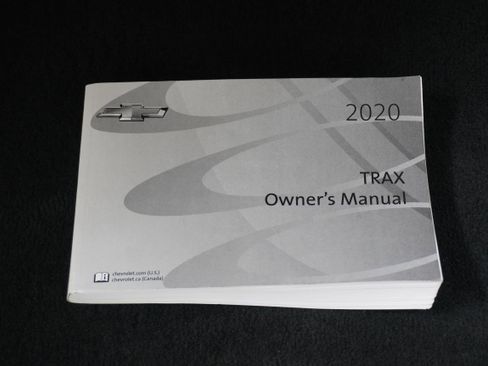 Used 2020 Chevrolet Trax LT w/ LT Convenience Package image 20