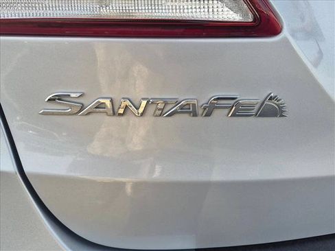 Used 2018 Hyundai Santa Fe Limited FWD image 28