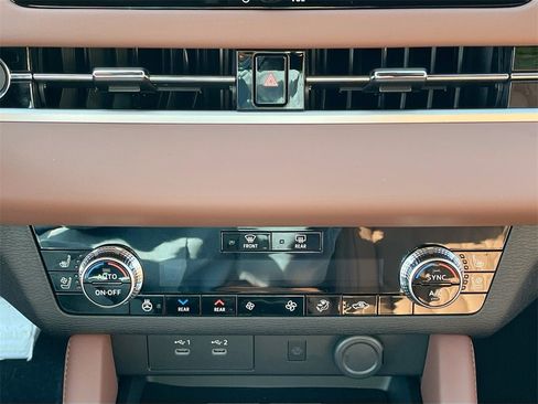 New 2026 Mitsubishi Outlander SEL image 15