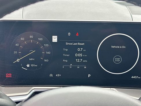 Used 2024 Kia Sorento SX image 26