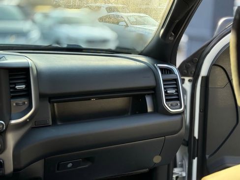 Used 2024 RAM 2500 Big Horn w/ Bed Utility Group image 18