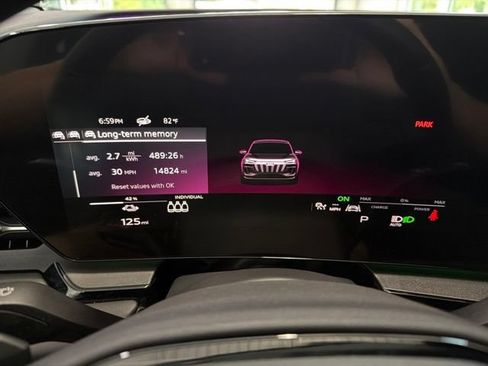 Used 2025 Audi Q6 e-tron Premium Plus w/ Premium Plus AWD/4WD image 9