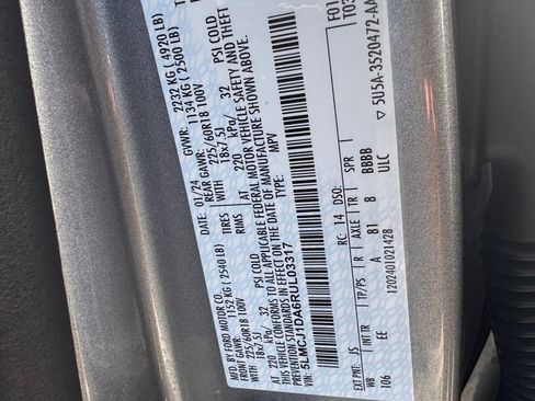 Certified 2024 Lincoln Corsair AWD image 27