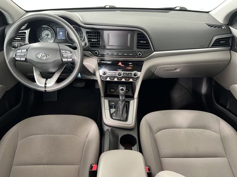 Used 2020 Hyundai Elantra SE FWD image 21