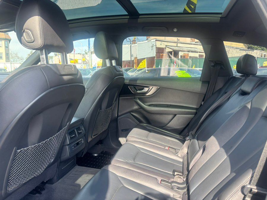 Used 2017 Audi Q7 3.0T Premium Plus AWD/4WD image 39