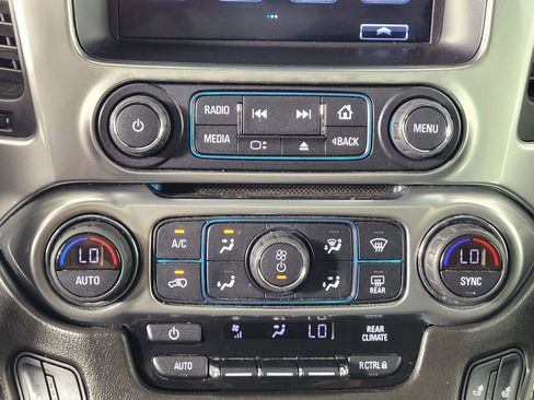 Used 2020 Chevrolet Tahoe LT image 33