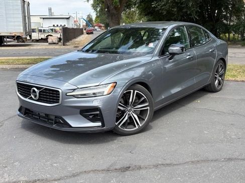 Used 2019 Volvo S60 T6 R-Design AWD/4WD image 1