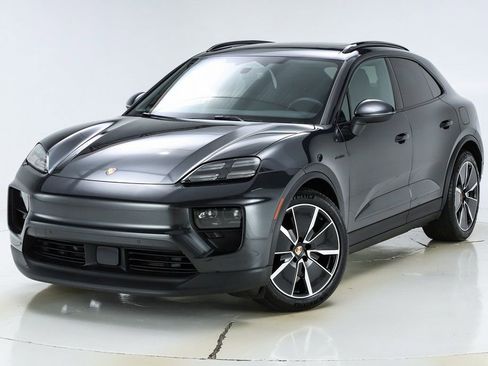 Certified 2025 Porsche Macan 4 Electric image 1