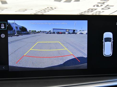 Used 2024 Kia Sorento S FWD image 19