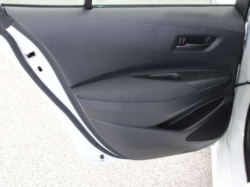 Used 2026 Toyota Corolla LE FWD image 24