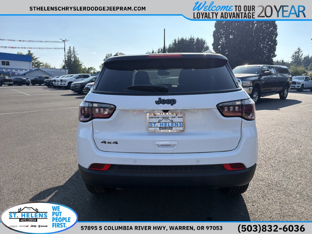 New 2025 Jeep Compass Limited w/ Sun & Sound Group AWD/4WD image 5