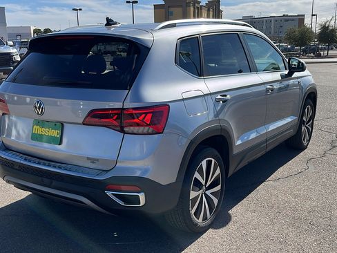 Used 2023 Volkswagen Taos SE image 8