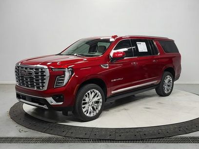 Used 2025 GMC Yukon XL Denali w/ Sun & Power Step Package
