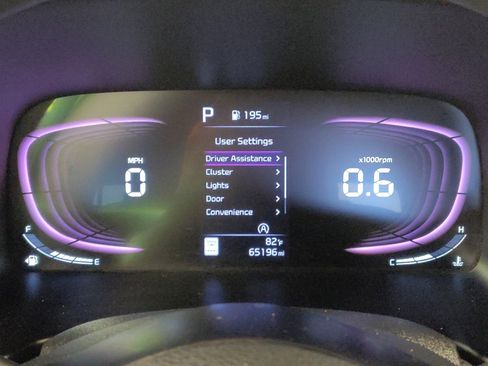 Used 2024 Kia Soul LX w/ Option Group 015 FWD image 23