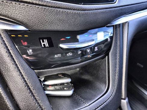 Used 2024 Cadillac XT5 Sportv w/ LPO, Floor Liner Package AWD/4WD image 18