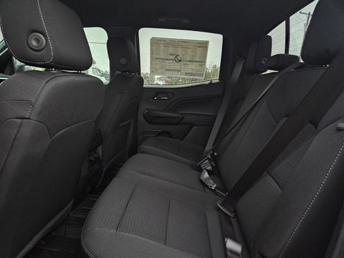 New 2025 GMC Canyon Elevation w/ Convenience Package image 8