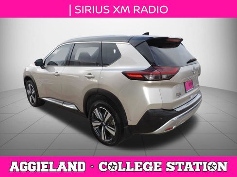 Used 2022 Nissan Rogue Platinum w/ Head-Up Display Package image 6