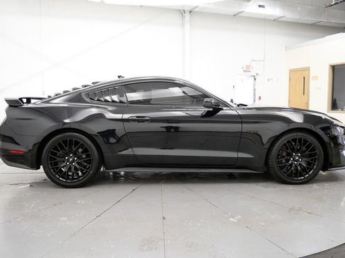Used 2022 Ford Mustang GT Premium w/ GT Performance Package RWD image 8