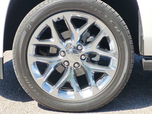Used 2019 GMC Yukon XL Denali w/ Denali Ultimate Package AWD/4WD image 7