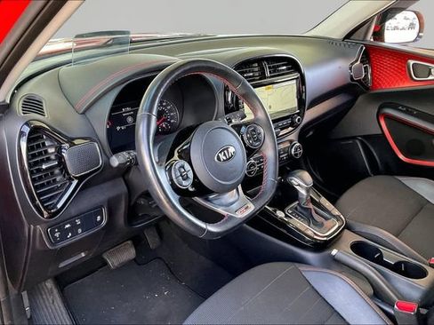 Used 2020 Kia Soul GT-Line Turbo FWD image 12
