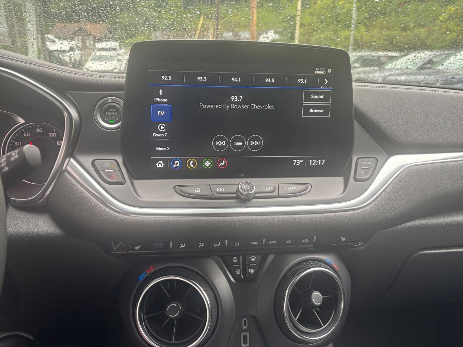 Used 2025 Chevrolet Blazer LT FWD image 16