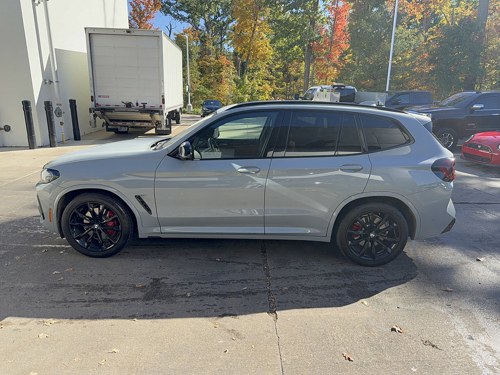 Used 2024 BMW X3 M40i AWD/4WD image 2