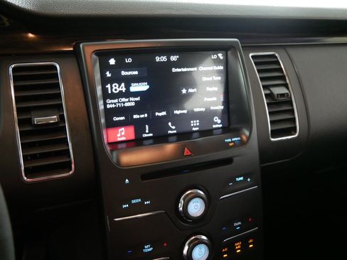 Used 2017 Ford Flex SEL w/ Equipment Group 202A AWD/4WD image 22