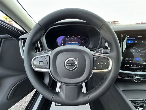 Certified 2023 Volvo S60 B5 Core w/ Climate Package image 18