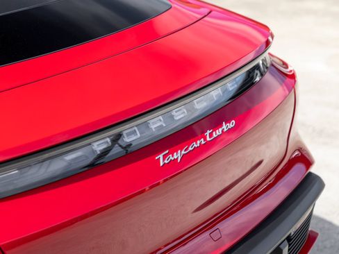 Certified 2024 Porsche Taycan Turbo AWD/4WD image 19