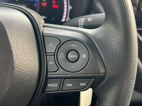 Certified 2026 Toyota Corolla LE FWD image 20