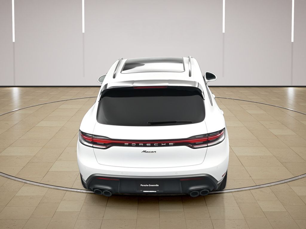 Certified 2026 Porsche Macan AWD/4WD image 37