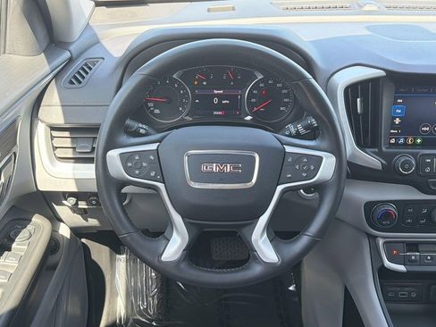 Used 2022 GMC Terrain SLT AWD/4WD image 8