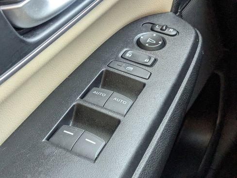 Used 2021 Honda CR-V Touring image 26