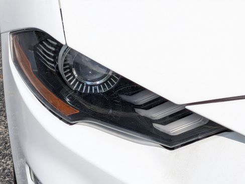 Used 2022 Ford Mustang GT Premium w/ Equipment Group 401A RWD image 10
