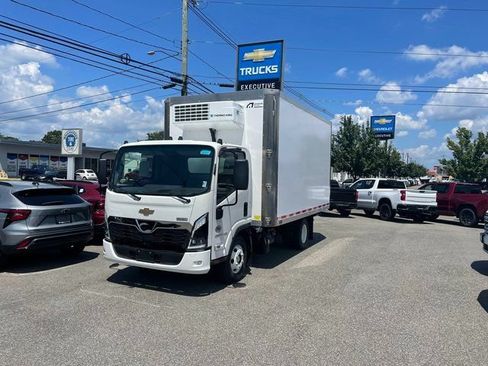 New 2025 Chevrolet Low Cab Forward 4500 XD RWD image 3