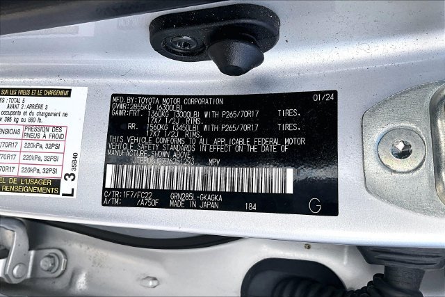 Used 2024 Toyota 4Runner TRD Off-Road AWD/4WD image 19
