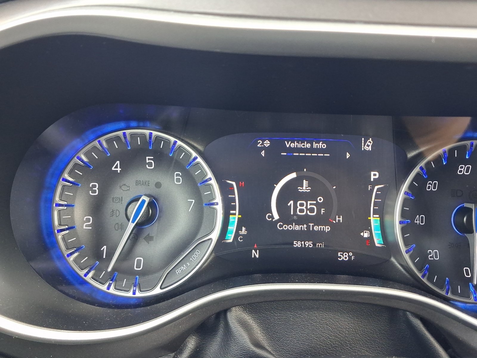Used 2024 Chrysler Pacifica Touring-L FWD image 14