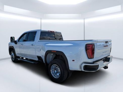 New 2026 GMC Sierra 3500 Denali w/ Denali Reserve Package AWD/4WD image 5