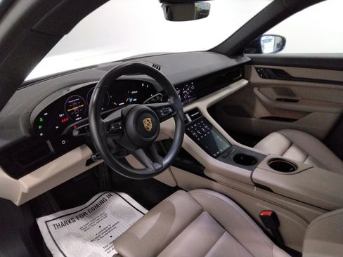 Used 2023 Porsche Taycan w/ Premium Package image 31