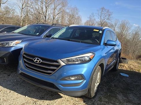 Used 2016 Hyundai Tucson SE w/ Option Group 02 image 3